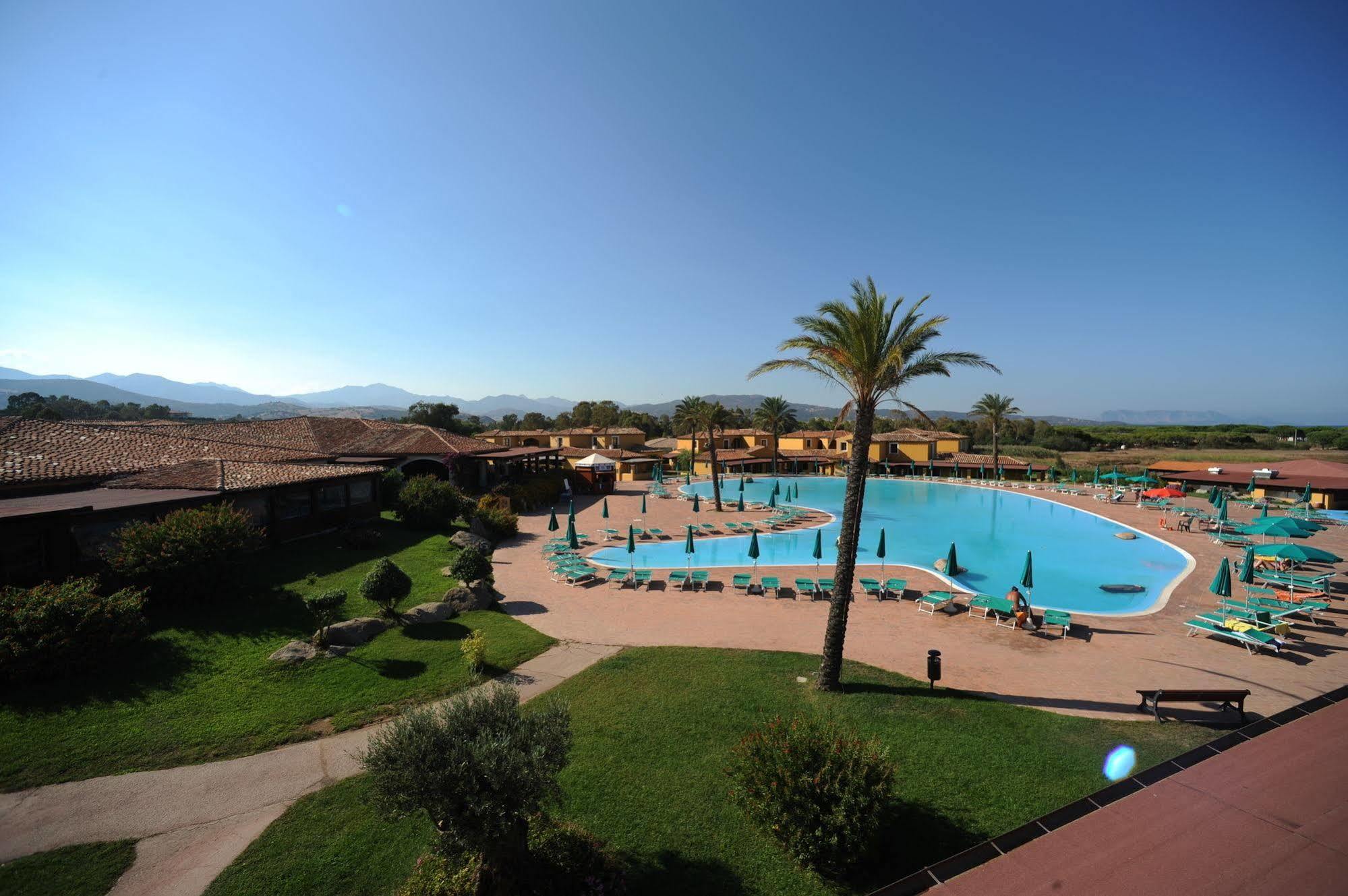 Hotel Valtur Baia Dei Pini Budoni Esterno foto