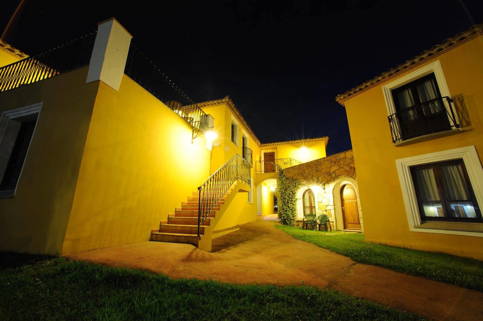 Hotel Valtur Baia Dei Pini Budoni Esterno foto