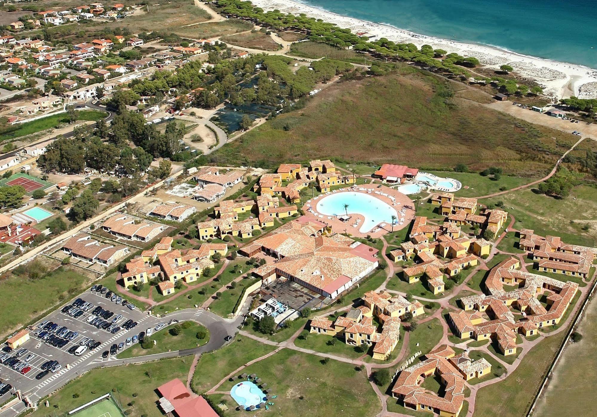 Hotel Valtur Baia Dei Pini Budoni Esterno foto