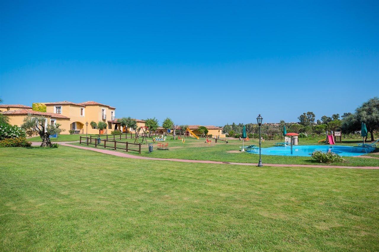Hotel Valtur Baia Dei Pini Budoni Esterno foto