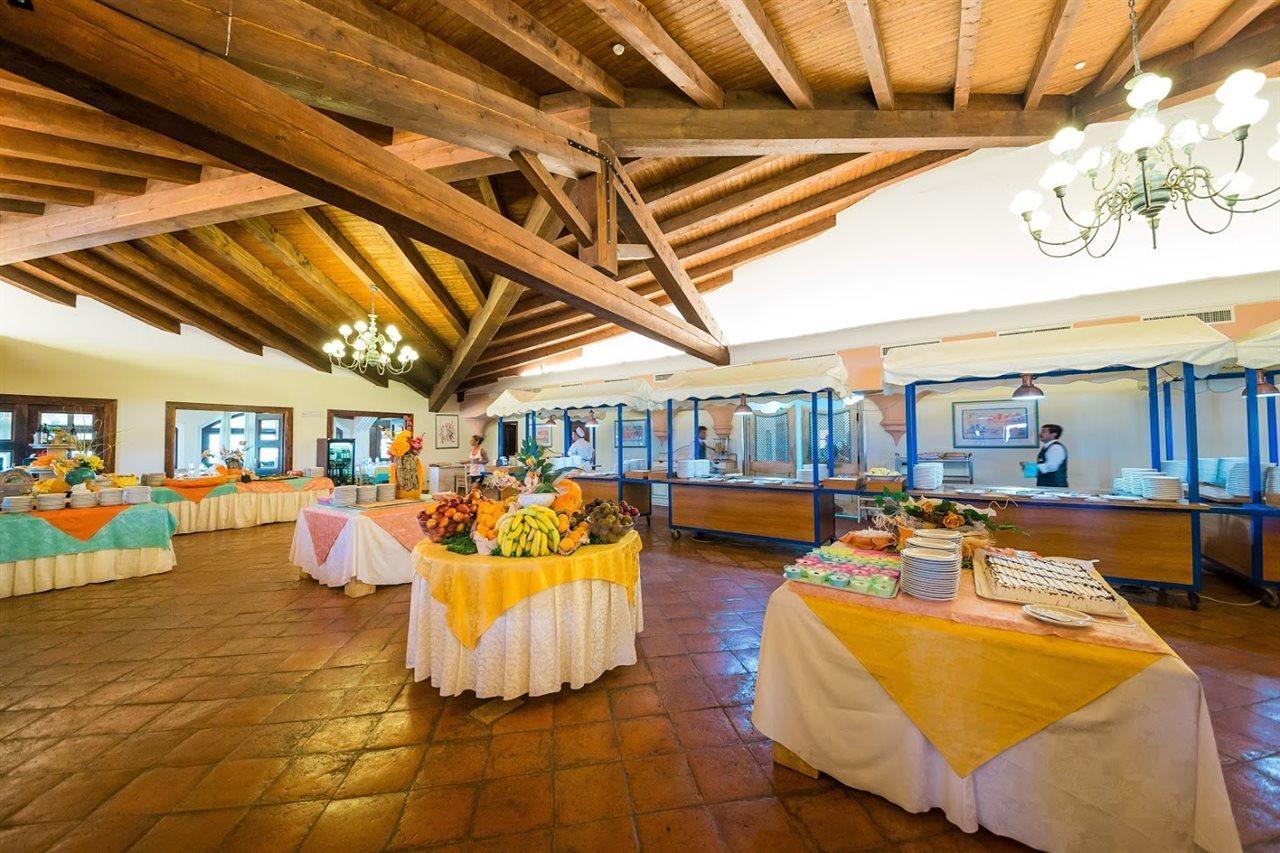 Hotel Valtur Baia Dei Pini Budoni Esterno foto