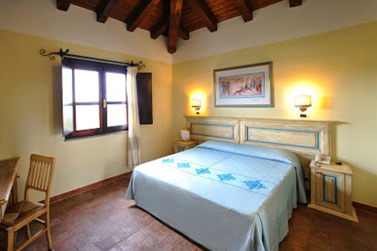 Hotel Valtur Baia Dei Pini Budoni Esterno foto