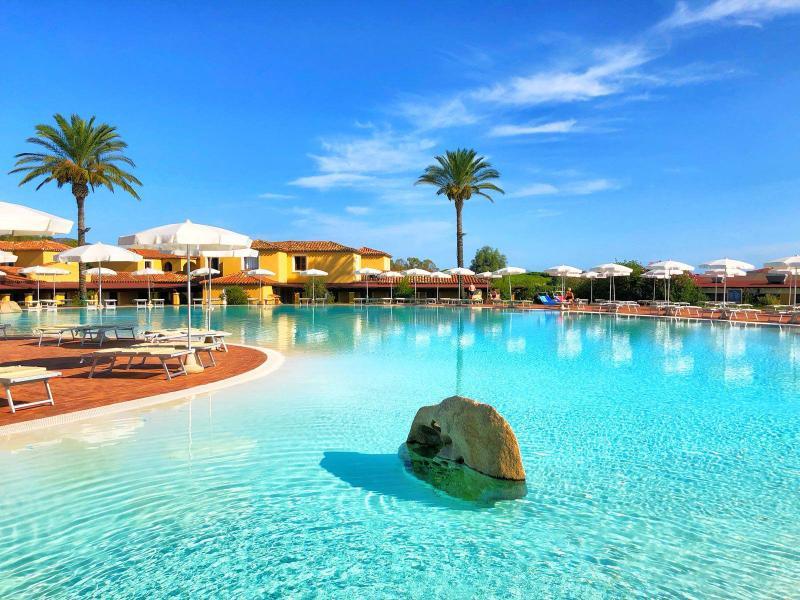 Hotel Valtur Baia Dei Pini Budoni Esterno foto