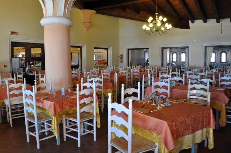Hotel Valtur Baia Dei Pini Budoni Esterno foto